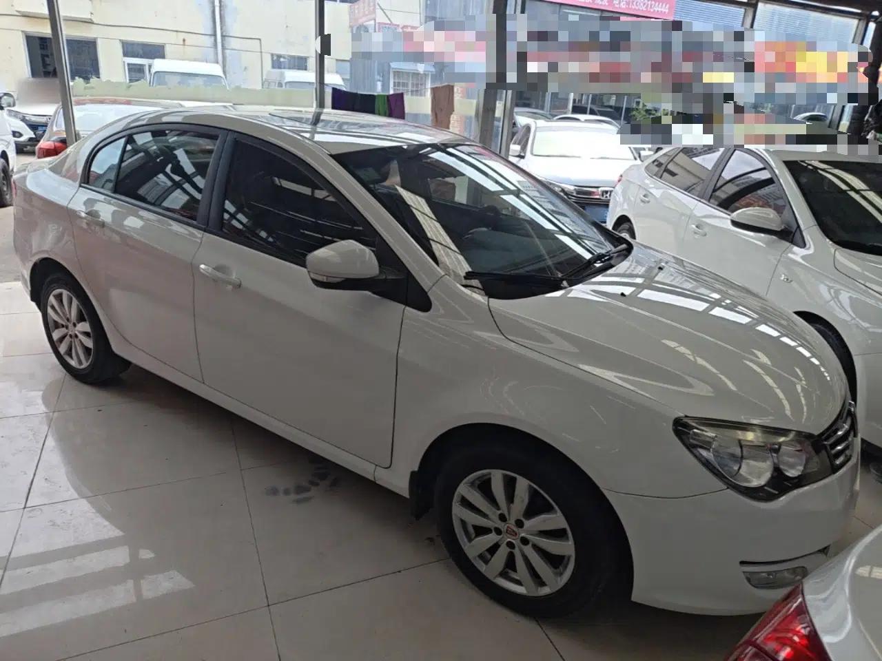 Roewe 350 2014 1.5L Manual Swift Edition — миниатюра 12
