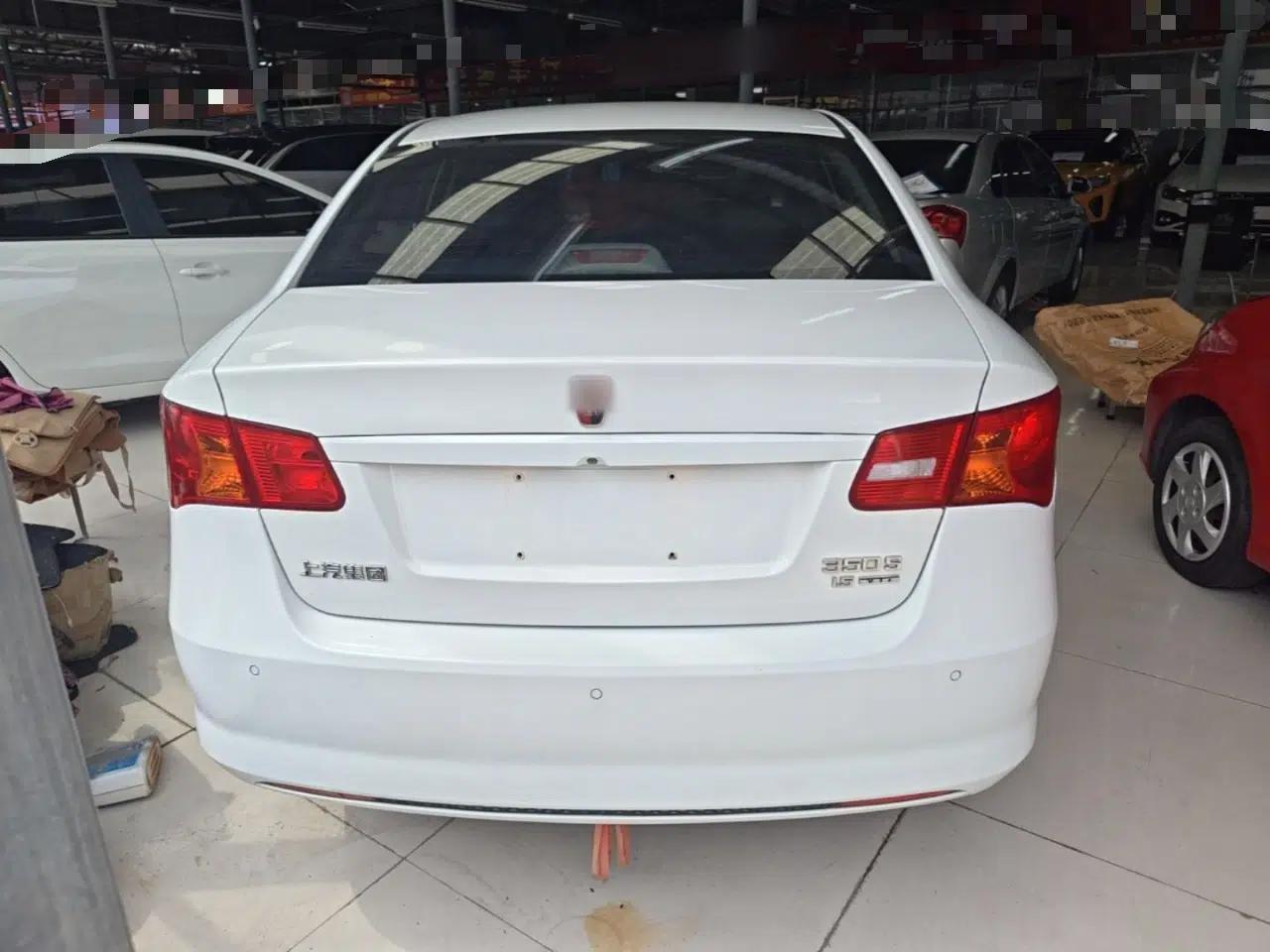 Roewe 350 2014 1.5L Manual Swift Edition — миниатюра 5