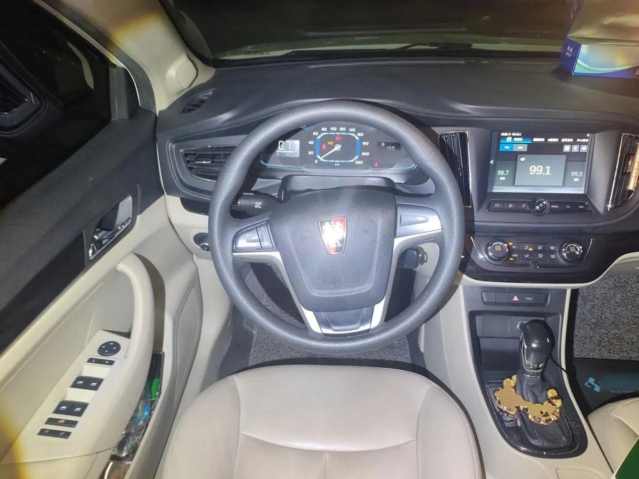 Roewe 360 2015 1.5L Automatic Luxury Edition — миниатюра 10
