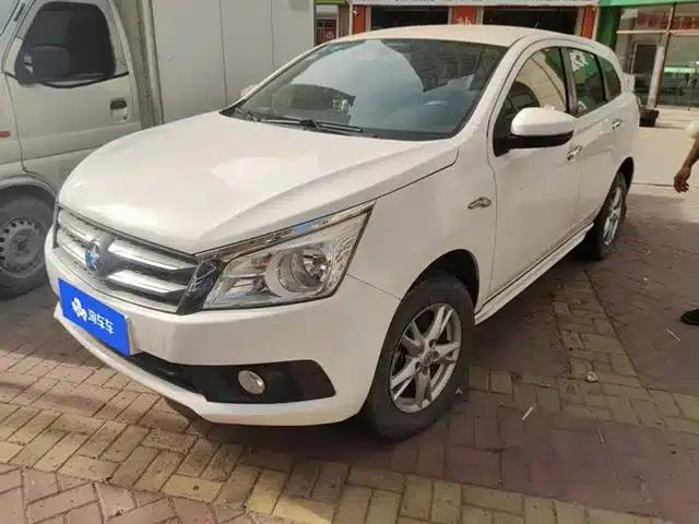 Venucia T70 2015 1.6L Manual Ruixing Edition