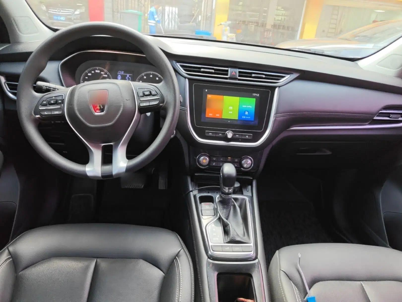Roewe RX3 2018 18T Automatic Flagship Model — миниатюра 12