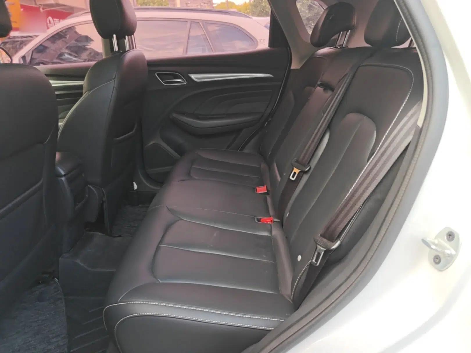 Roewe RX3 2018 18T Automatic Flagship Model — миниатюра 20