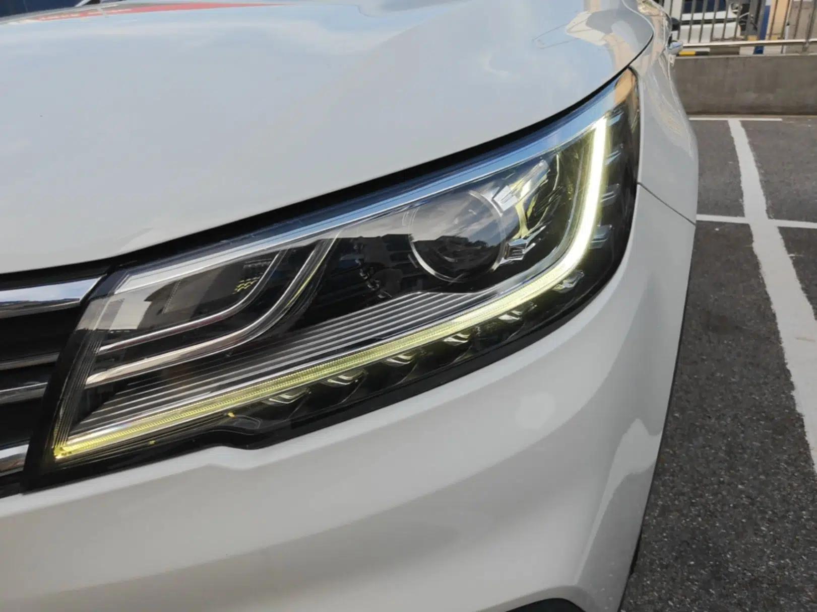Roewe RX3 2018 18T Automatic Flagship Model — миниатюра 8