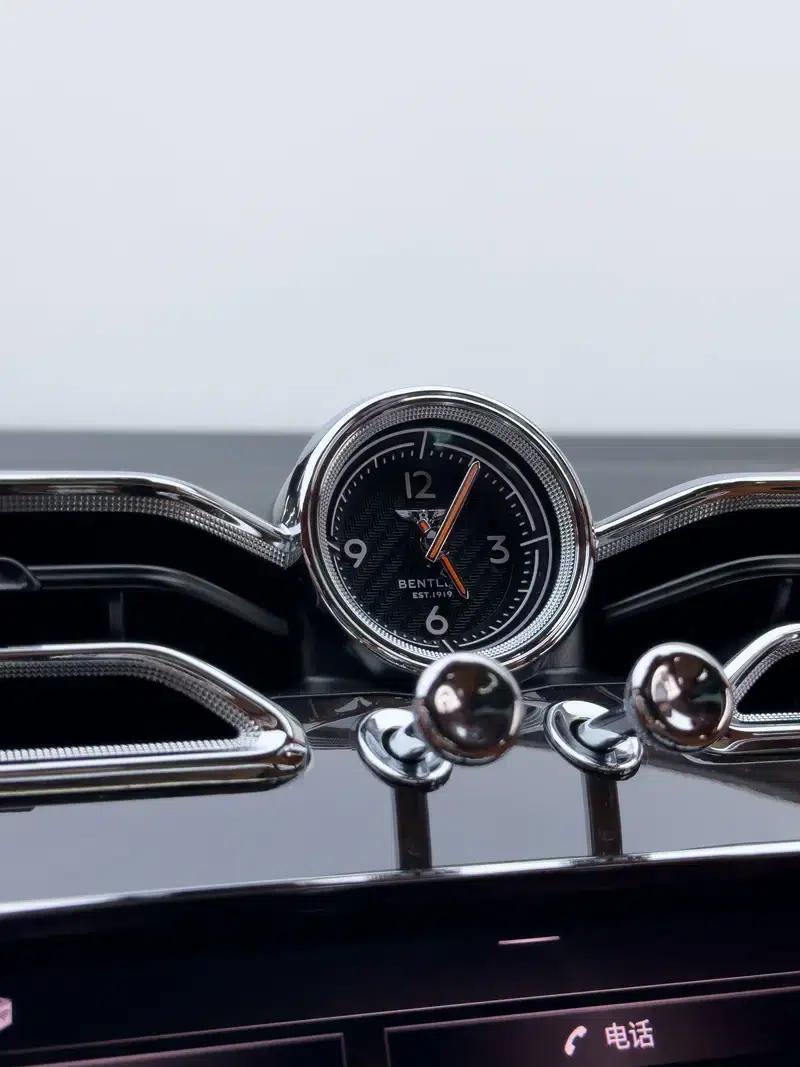 Bentayga 2022 4.0T V8 S — миниатюра 14