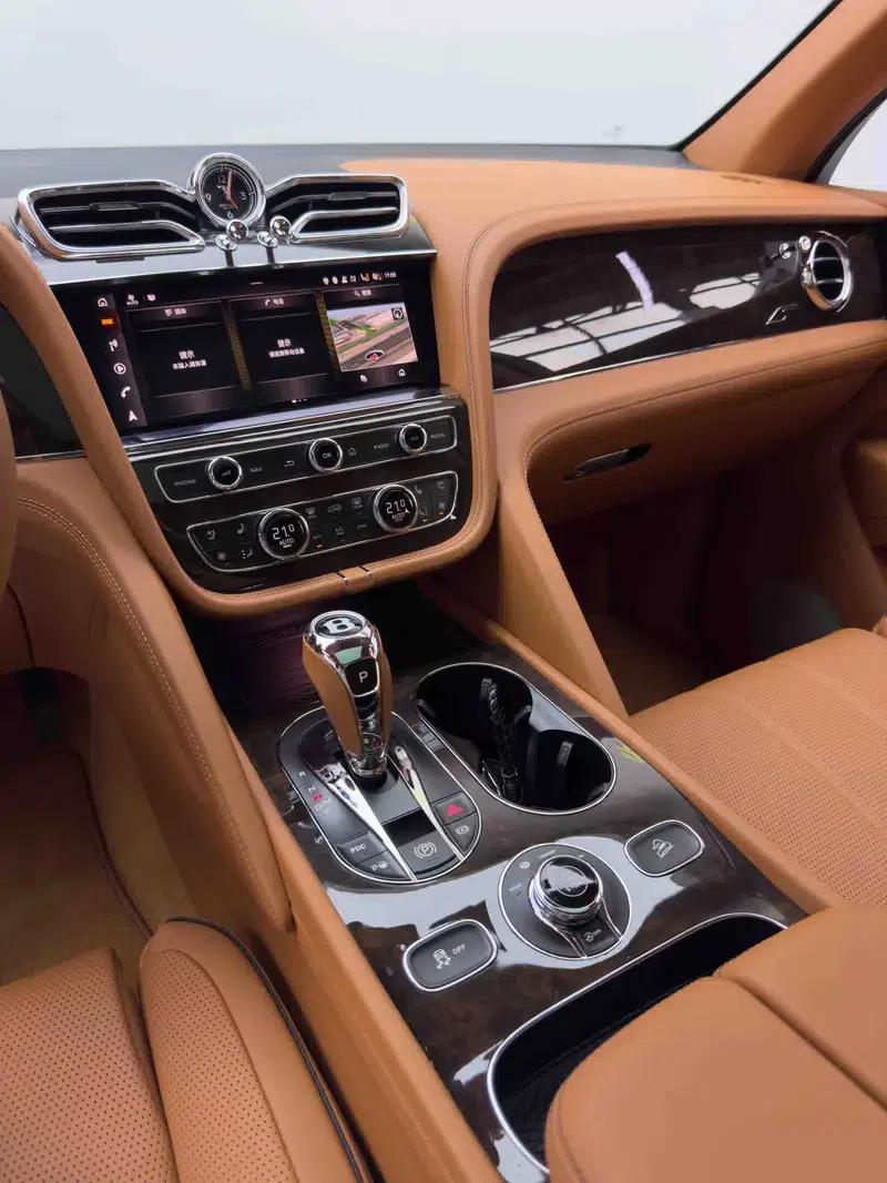 Bentayga 2022 4.0T V8 S — миниатюра 20