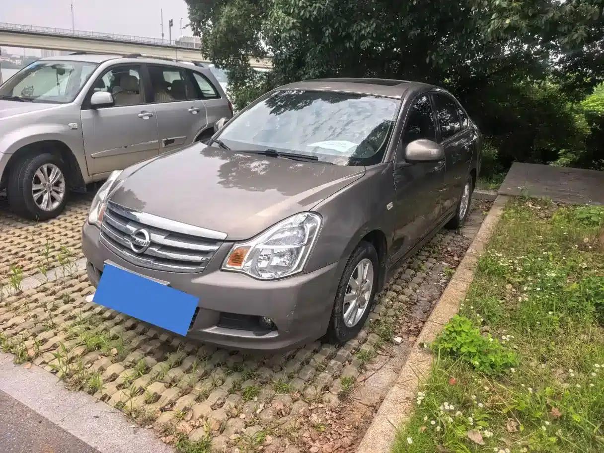 Nissan Sylphy 2019 Classic 1.6XE+ CVT Intelligent Leading Edition — миниатюра 5