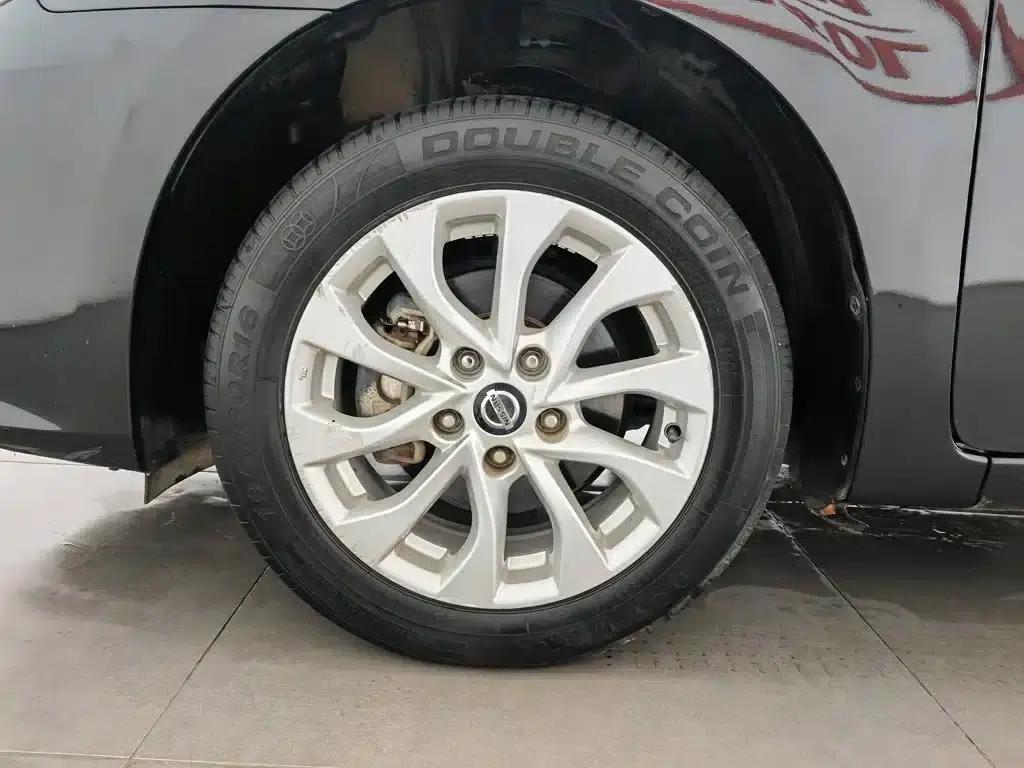 Nissan Sylphy 2016 1.6XL CVT Premium Edition — миниатюра 17