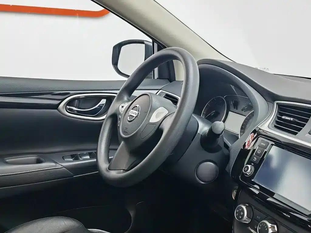 Nissan Sylphy 2016 1.6XL CVT Premium Edition — миниатюра 22