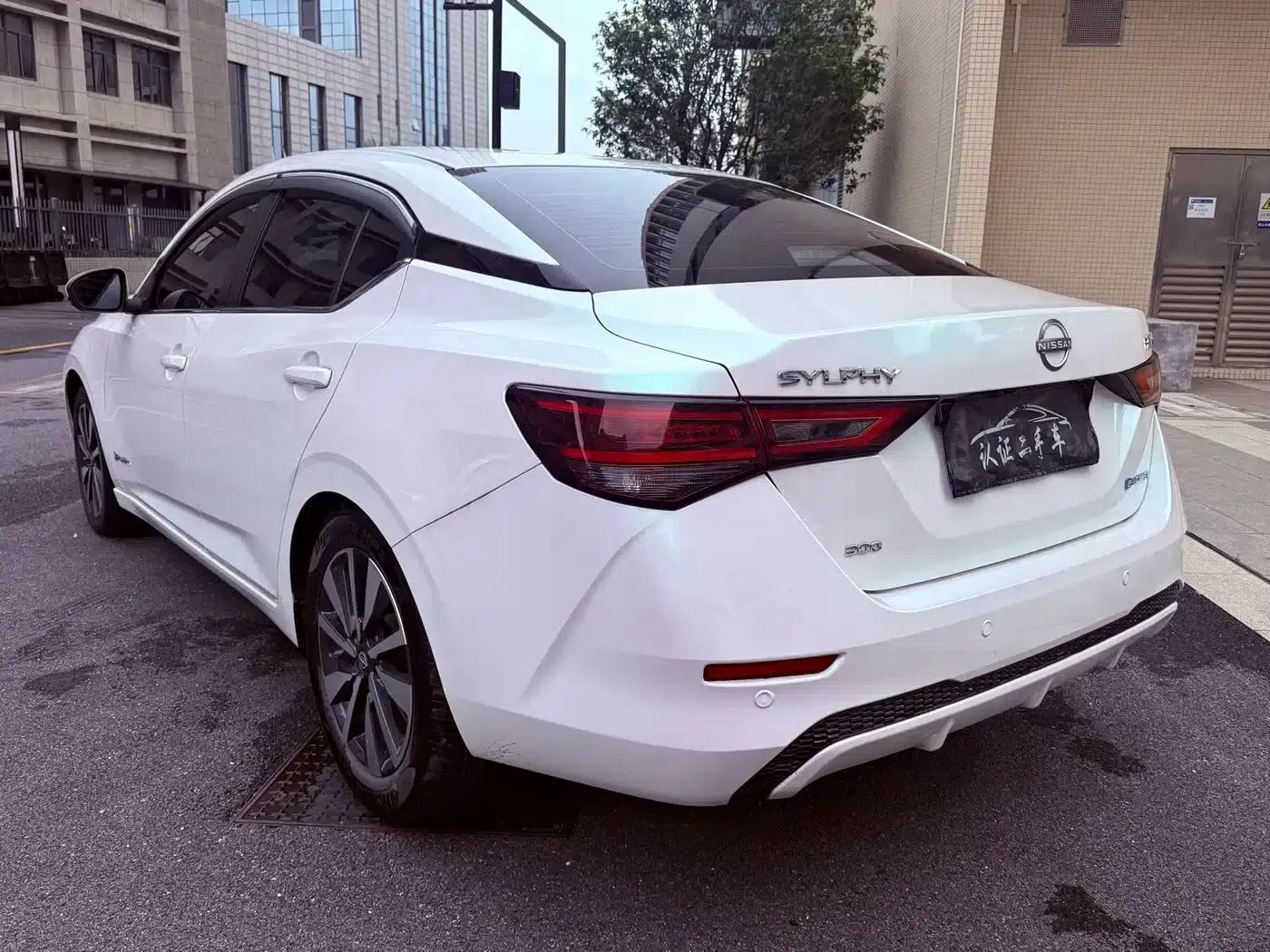 Nissan Sylphy 2022 Electric Drive Version e-POWER Smart Connectivity PLUS — миниатюра 4