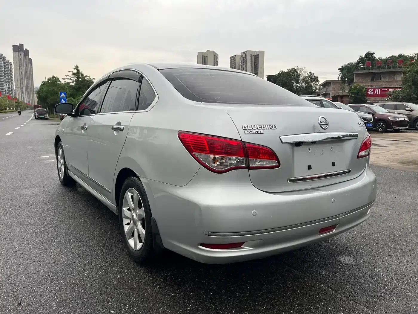 Nissan Sylphy 2009 1.6XE Manual Comfort Edition — миниатюра 5