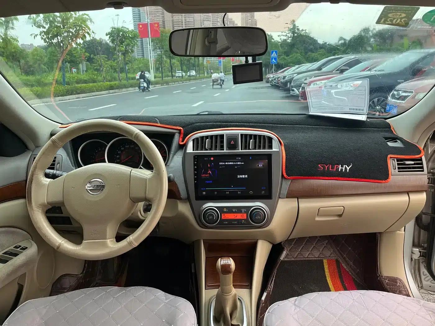 Nissan Sylphy 2009 1.6XE Manual Comfort Edition — миниатюра 9