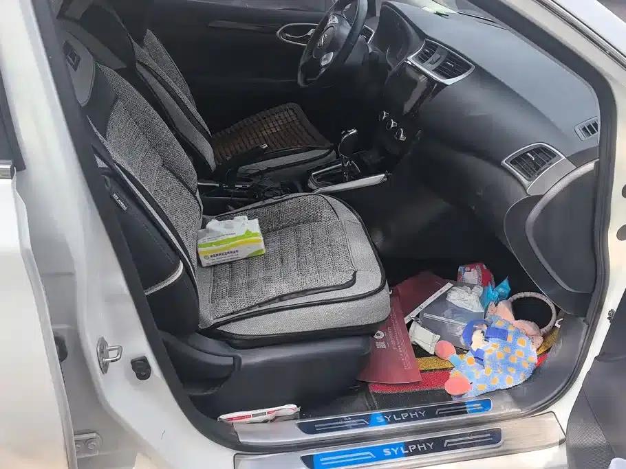 Nissan Sylphy 2019 1.6XV CVT Smart Connect Premium Edition (National V Emission Standard) — миниатюра 8