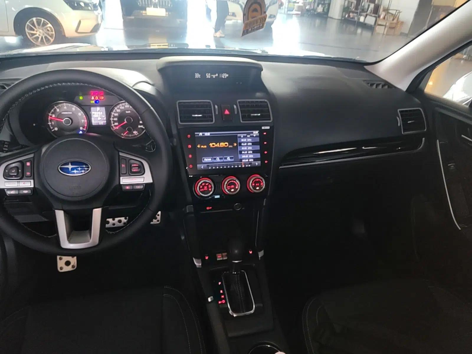 Subaru Forester 2016 2.0i Fashion Navigation Edition — миниатюра 15