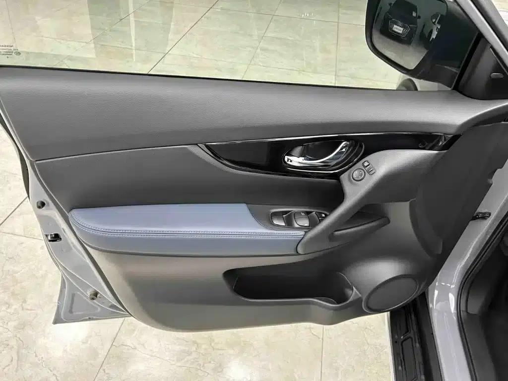Nissan X-Trail 2025 Honor 2.0L 2WD Leading Edition — миниатюра 11