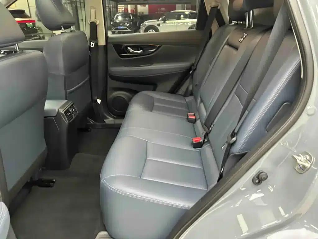 Nissan X-Trail 2025 Honor 2.0L 2WD Leading Edition — миниатюра 15
