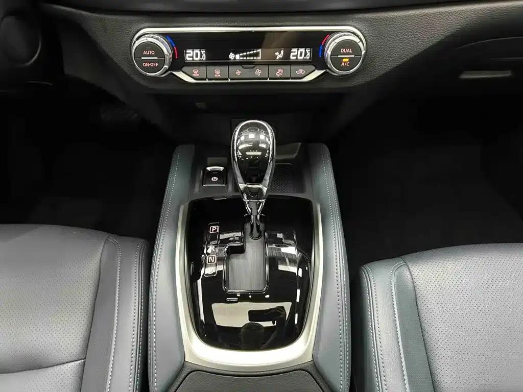 Nissan X-Trail 2025 Honor 2.0L 2WD Leading Edition — миниатюра 5