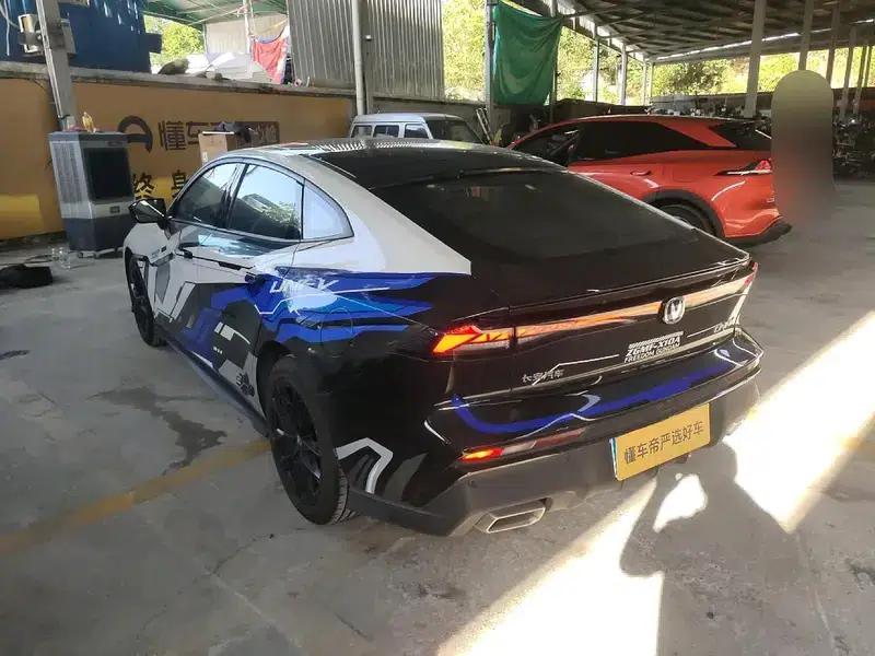 Changan UNI-V 2024 1.5T Premium Edition — миниатюра 3