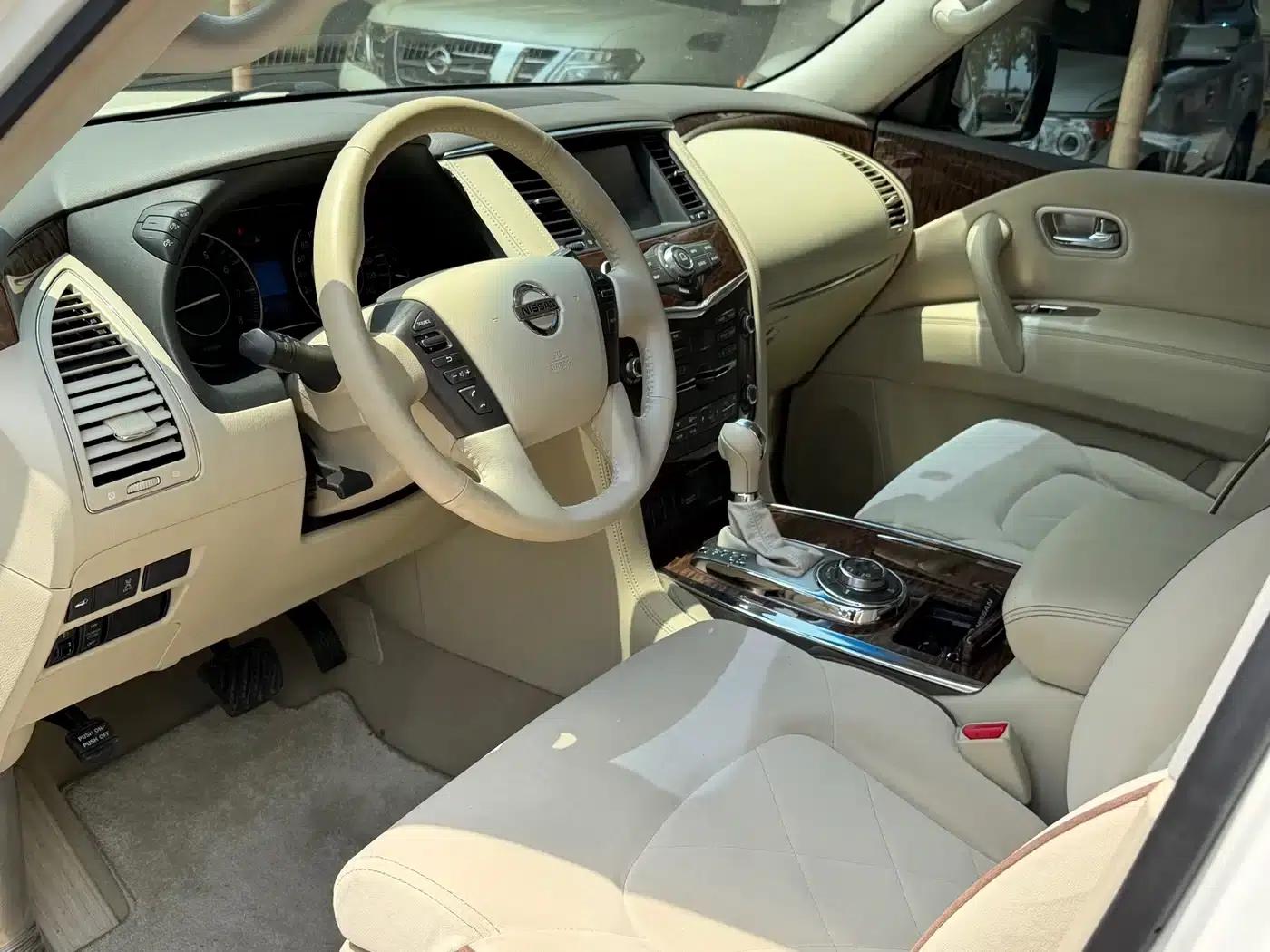 Nissan Patrol 2018 4.0L Flagship Edition — миниатюра 6