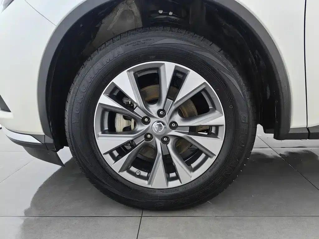 Nissan Murano 2019 2.5L XL 2WD Intelligent Luxury Edition (China VI Emission Standard) — миниатюра 17
