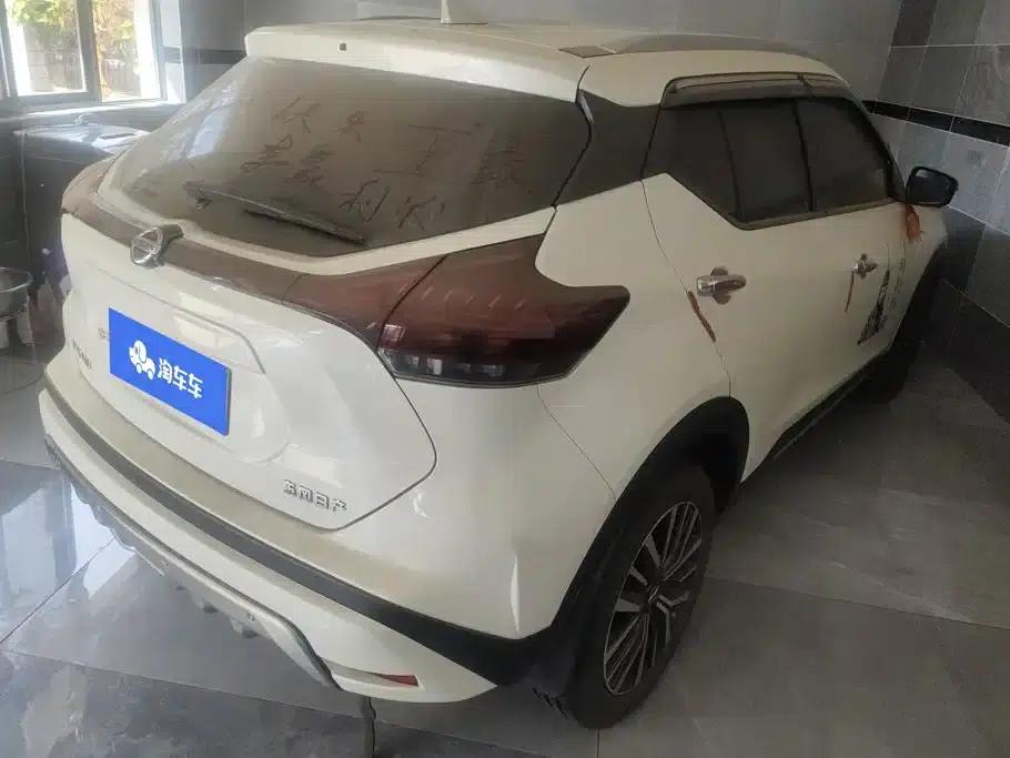 Nissan Kicks 2022 1.5L CVT XV Luxury Edition — миниатюра 3
