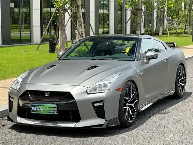2010 Nissan GT-R 3.8T Premium Edition