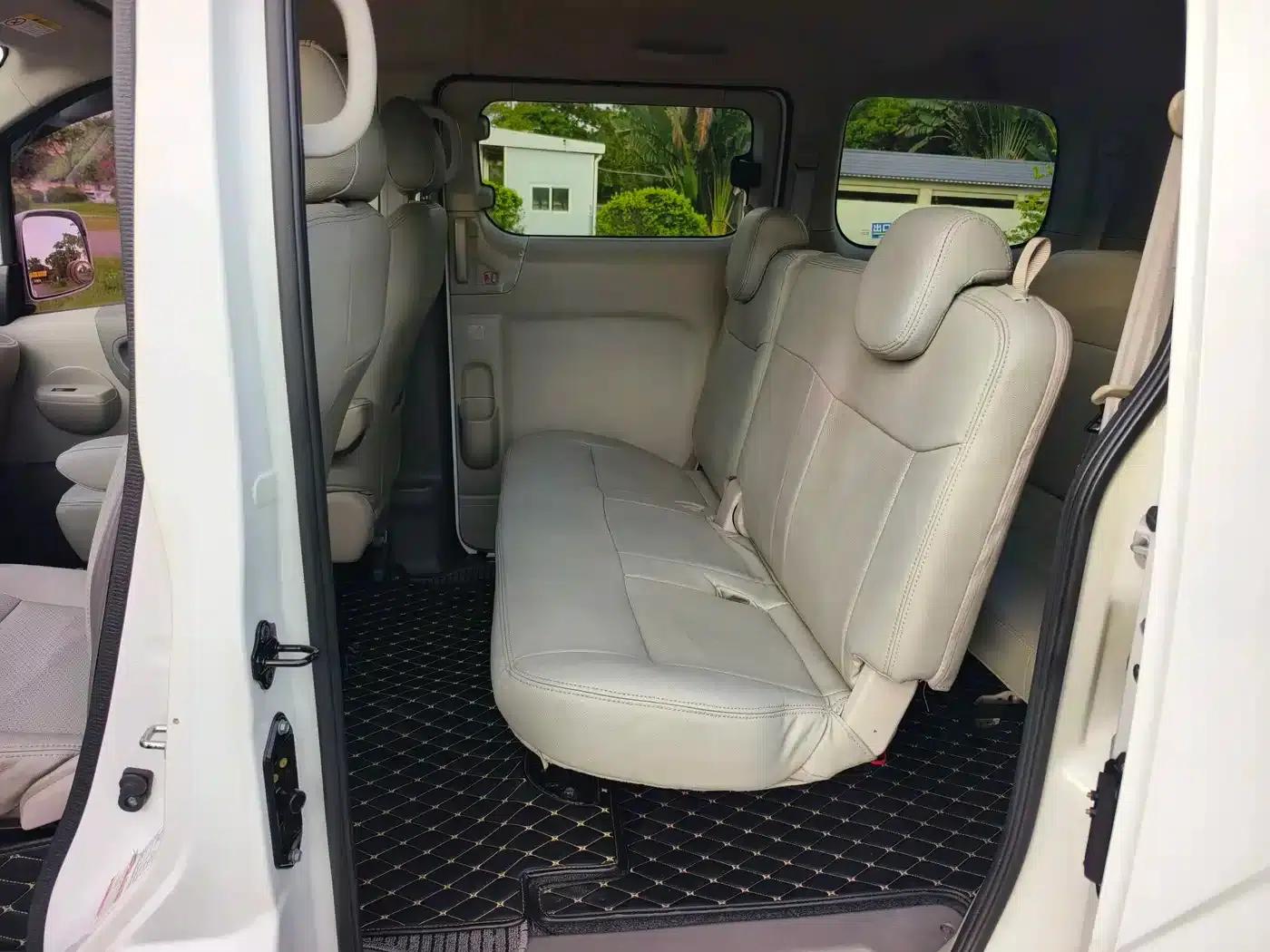 Nissan NV200 2018 1.6L CVT Luxury — миниатюра 5