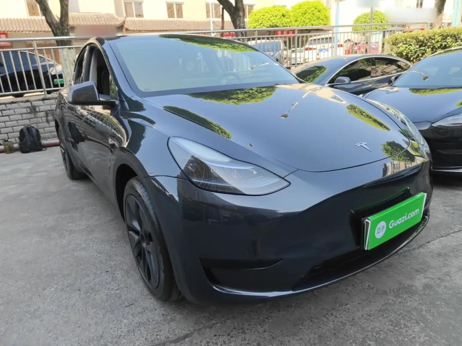 Tesla Model Y 2024 Rear-Wheel-Drive Version — миниатюра 3