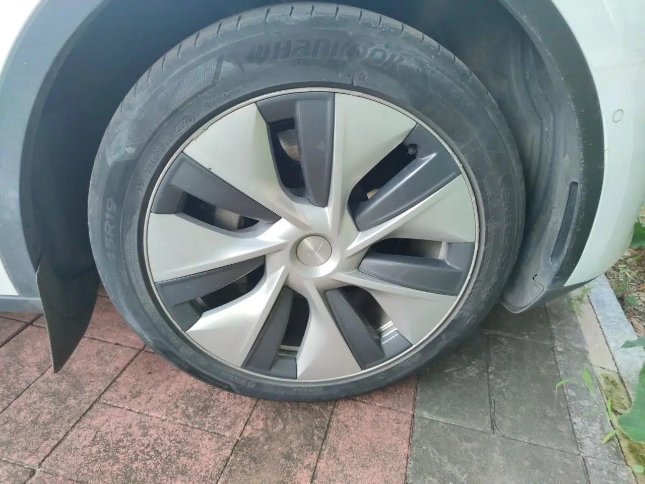 Tesla Model Y 2022 Revised Version Long-Range All-Wheel Drive — миниатюра 8