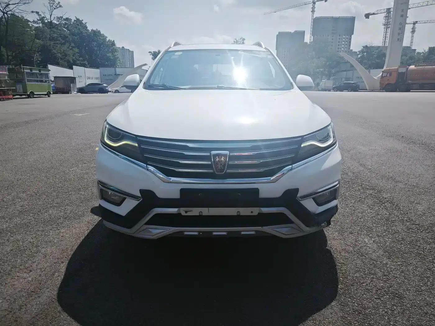 Roewe RX5 2016 20T Two-Wheel Drive Automatic Internet Smart Edition — миниатюра 1