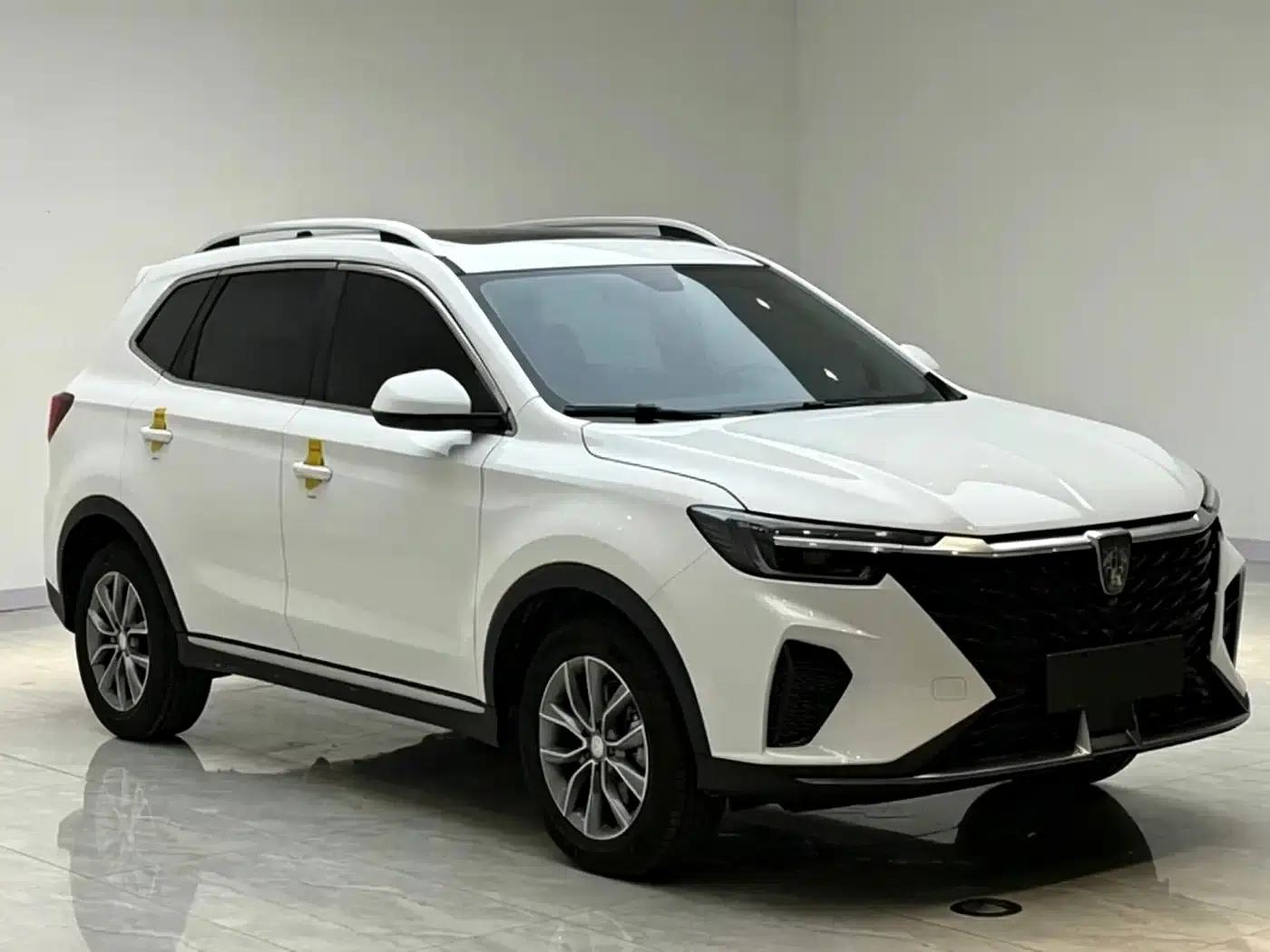 Roewe RX5 2025 PLUS 330TGI Automatic Trendsetting Smart Edition — миниатюра 3