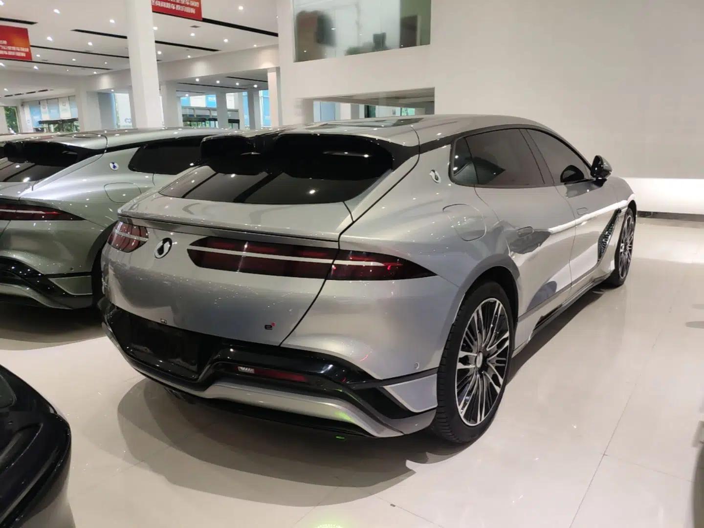 Denza Z9GT 2024 1100 Four-Wheel Drive Ultra Version — миниатюра 6