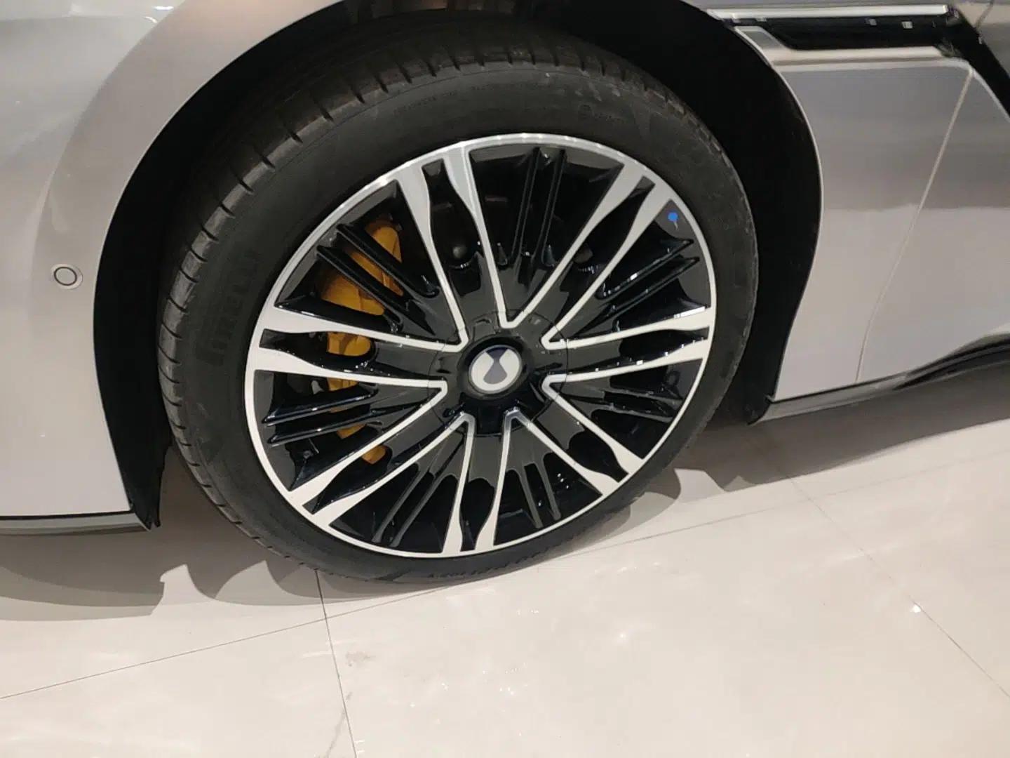 Denza Z9GT 2024 1100 Four-Wheel Drive Ultra Version — миниатюра 10