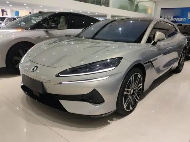 Denza Z9GT 2024 1100 Four-Wheel Drive Ultra Version