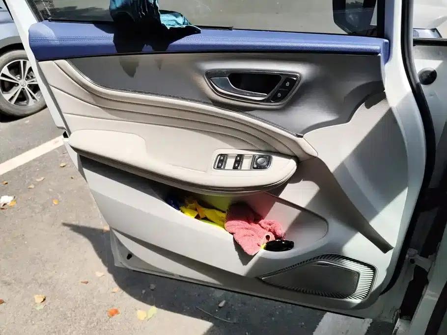 Roewe iMAX8 2022 400TGI Premium Edition — миниатюра 7