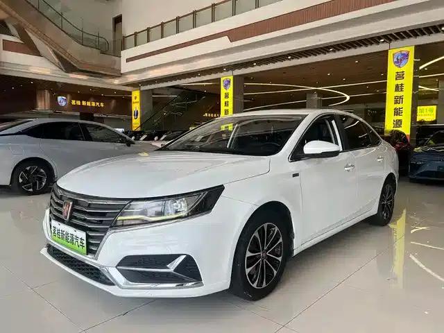 Roewe i6 New Energy 2019 PLUS 50T 4G Connected Glory Luxury Edition