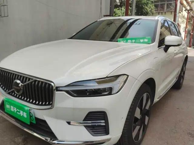 Volvo XC60 New Energy 2025 Plug-in Hybrid Long-Range All-Wheel Drive Smart Luxury Edition