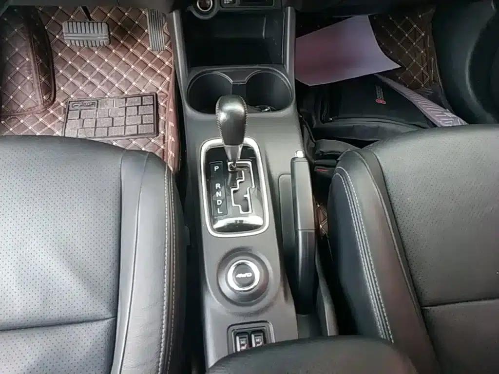 Outlander 2016 2.4L 4WD Elite Edition 5-seater — миниатюра 14