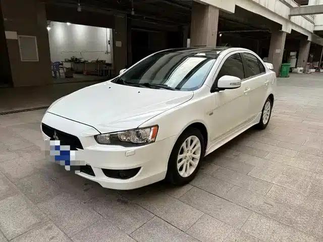 Lancer EX 2012 Classic 2.0L CVT Black and White Edition