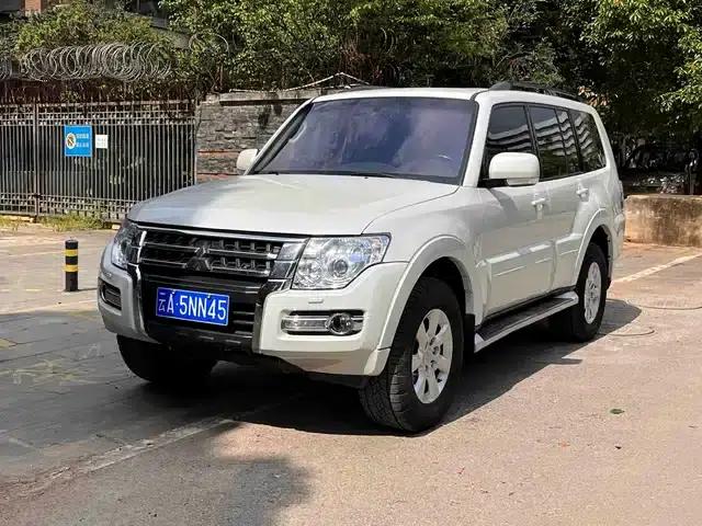 2019 Pajero Imported 3.0L Automatic Standard Edition