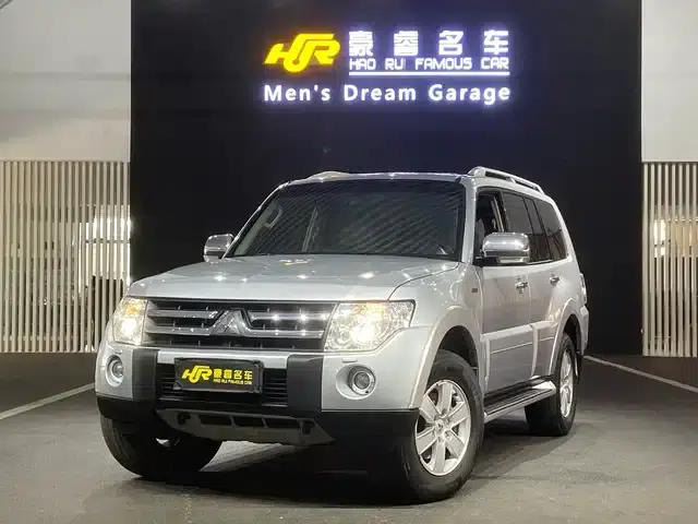 2009 Pajero Imported 3.8L Five-Door Flagship Edition