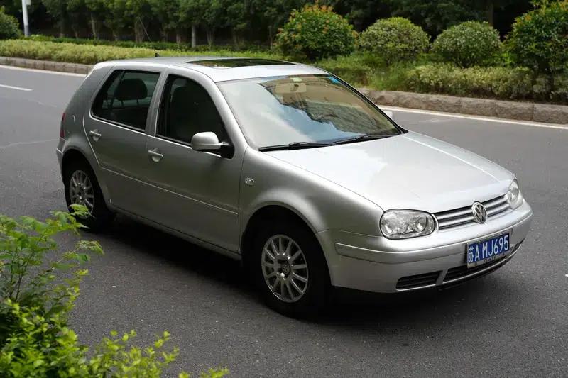 2004 Golf 1.6 Automatic Comfort — миниатюра 3