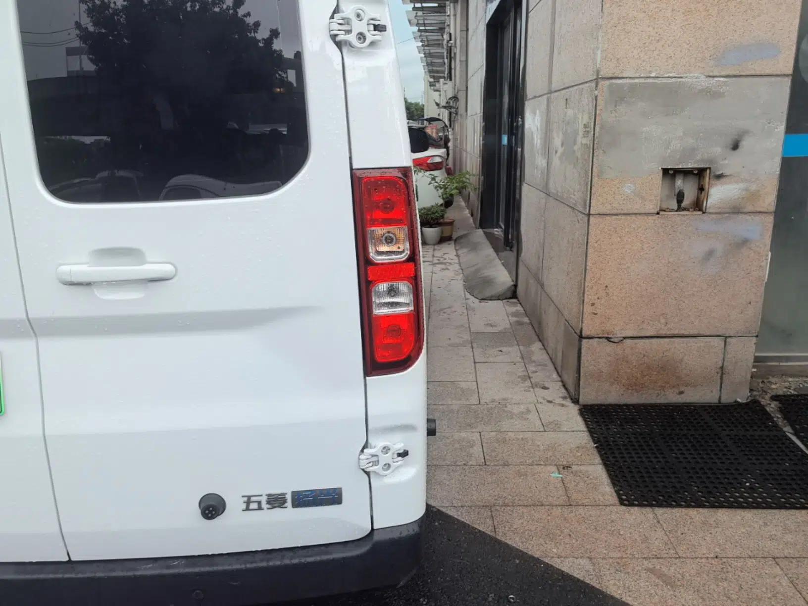 Wuling Yangguang 2025 Model 400km Bus Edition—Comfort Edition — миниатюра 9