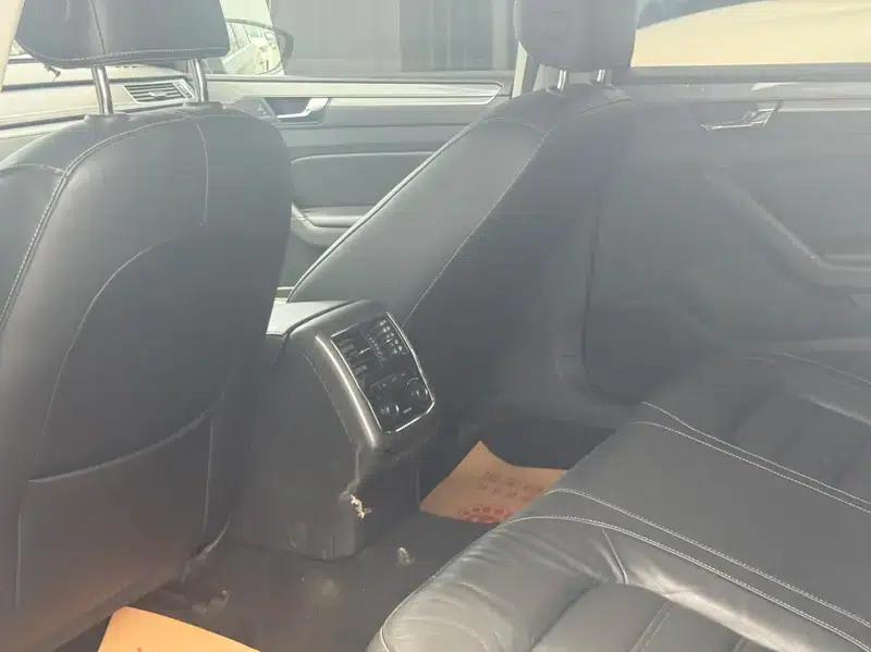2017 Passat 330TSI DSG Premium Edition — миниатюра 11