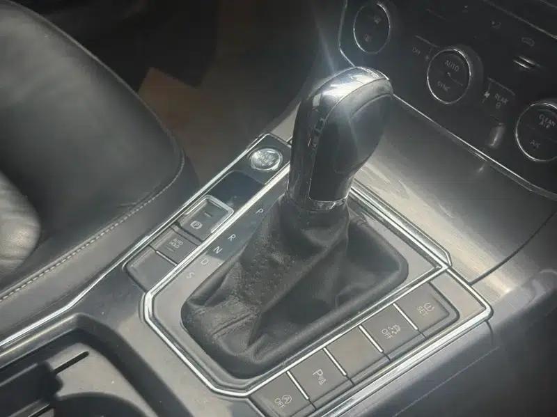 2017 Passat 330TSI DSG Premium Edition — миниатюра 8