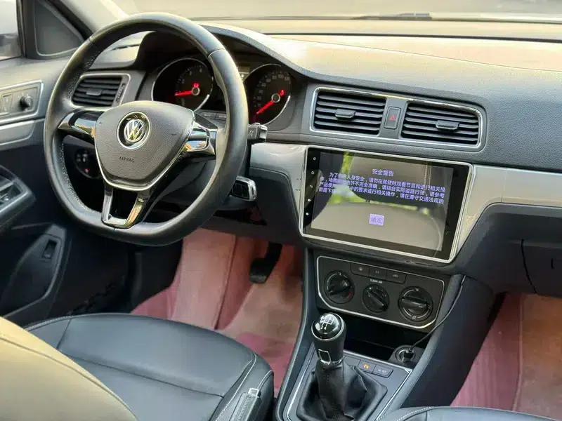 2017 Volkswagen Lavida 1.6L Manual Comfort Edition — миниатюра 7
