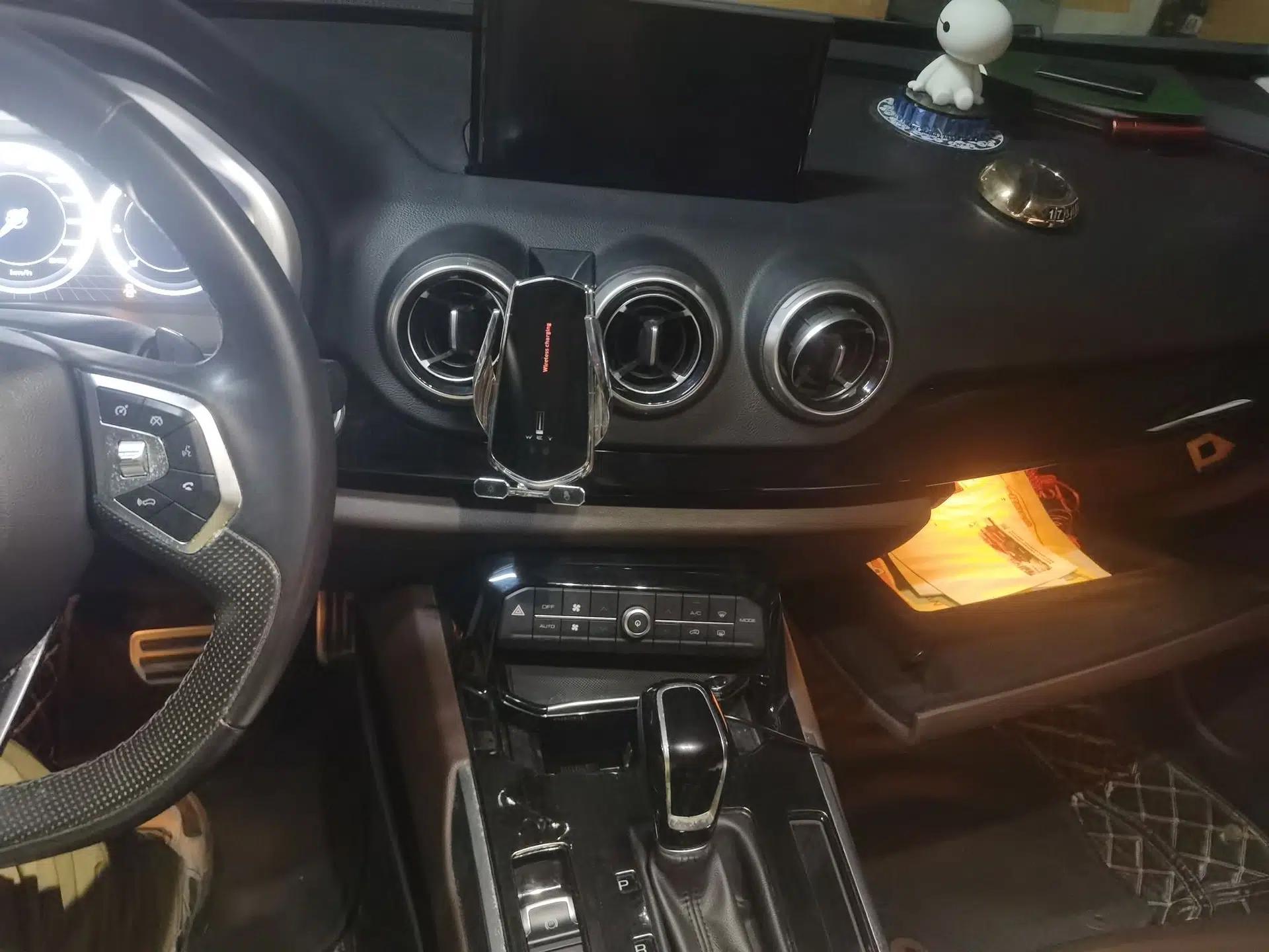 Wey VV7 2017 2.0T Luxury Model — миниатюра 13