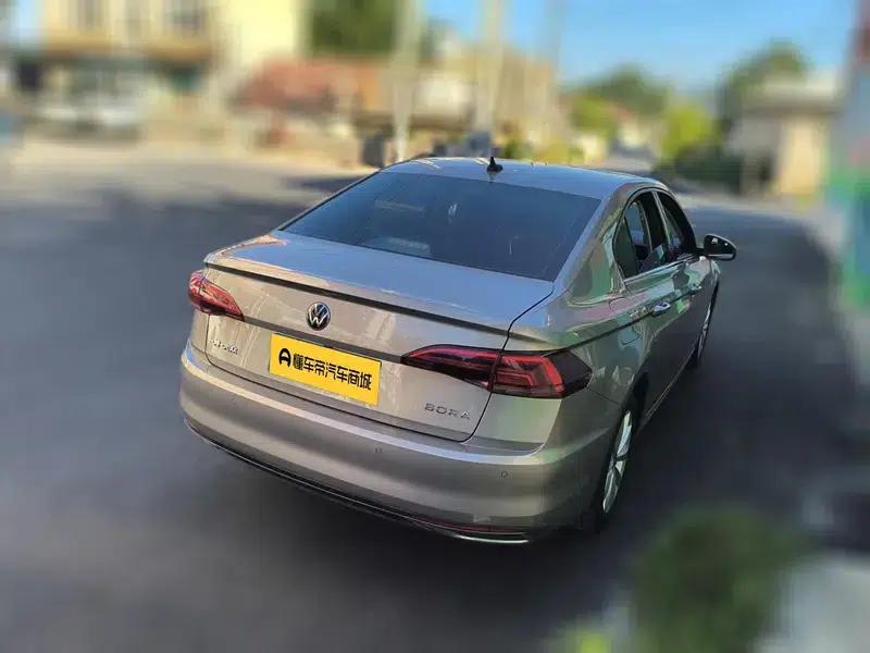 2020 Volkswagen Bora 1.5L Automatic Comfort Model — миниатюра 4
