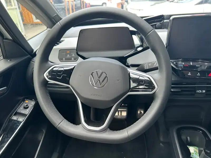 Volkswagen ID.3 2024 Outstanding Edition — миниатюра 11
