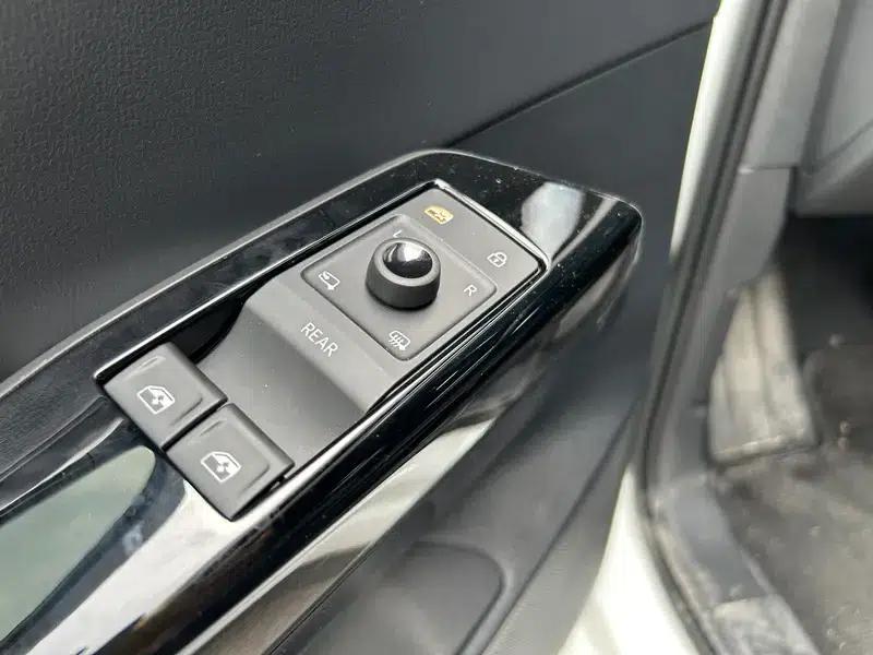 Volkswagen ID.3 2024 Outstanding Edition — миниатюра 15
