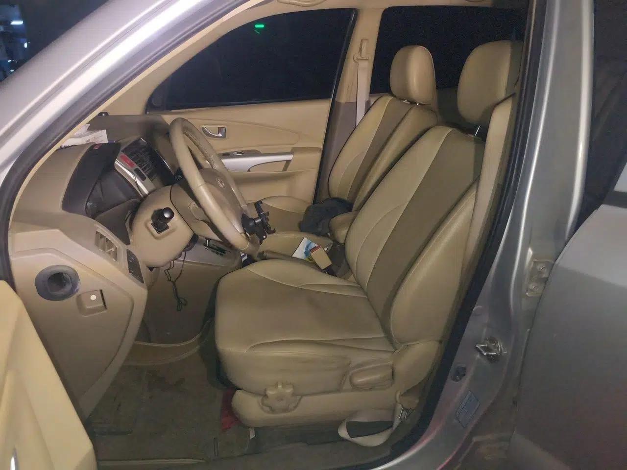 Hyundai Tucson 2013 2.0L Automatic Two-Wheel Drive Comfort Version — миниатюра 15